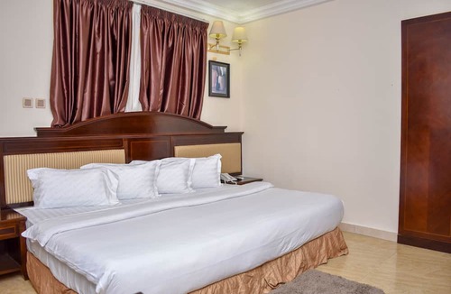 East Legon Hotel | Sonia Hotel