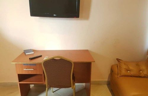 Bamahu Hotel | Blue Hill Hotel