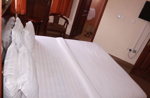 Winneba House | Windy Bay Guest House