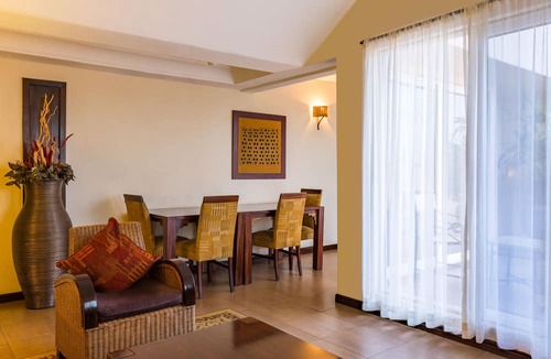 Accra Hotel | The African Regent Hotel
