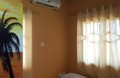 Labone Hostel | Feehi's Place - Hostel