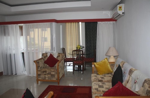 Labadi Hotel | Adwoa Wangara Apartments