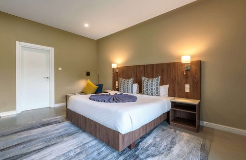 North Ridge Hotel | Central Hotel- Ridge