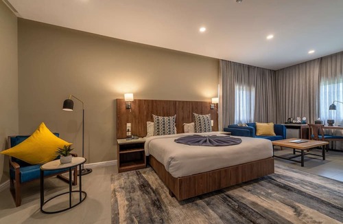 North Ridge Hotel | Central Hotel- Ridge