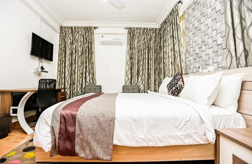 Tamale Hotel | Jeyads Lodge