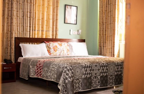 Prampram House | Dreamers Lodge