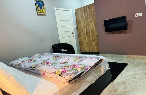 Tema Hotel | Dafika Lodge