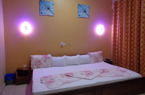Sekondi-Takoradi Hotel | Queensland Hotel