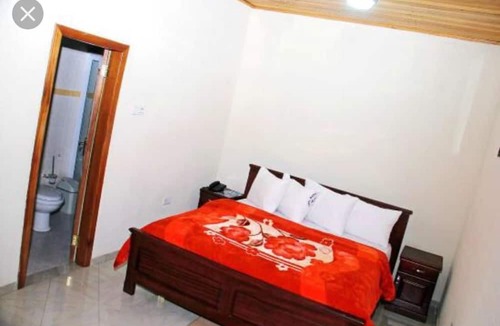 Accra Hotel | Lou Ralph Hotel