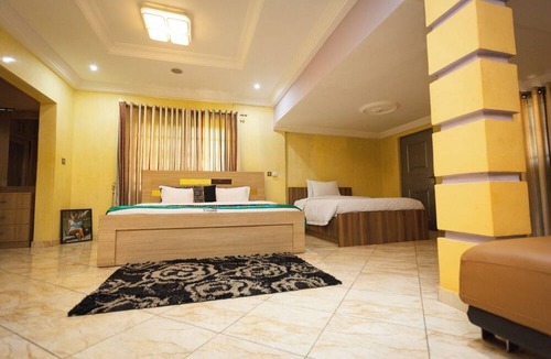 Teshie Hotel | Bays Luxury Lodge