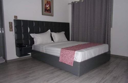 Kpalime Hotel | Jess Hotel Kpalimé