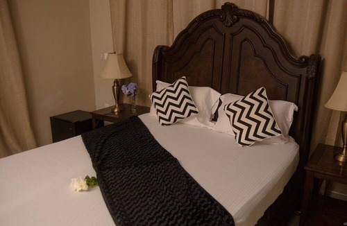 Teshie Hotel | Appiah's Royal Suites