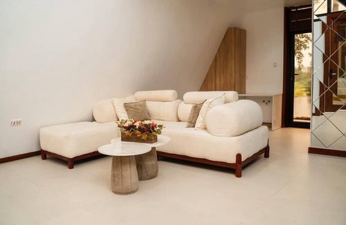 Akosombo Resort | Palm Island Resort