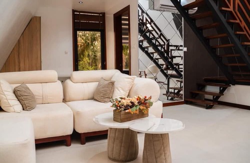 Akosombo Resort | Palm Island Resort