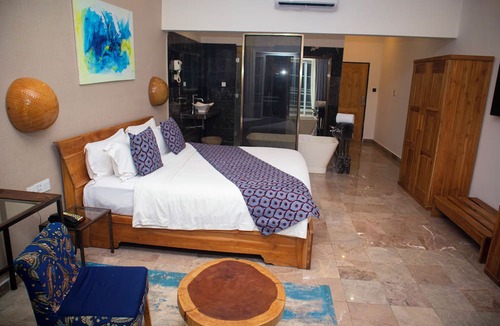Baguida Hotel | GINFORM at Hotel Petit Brussel