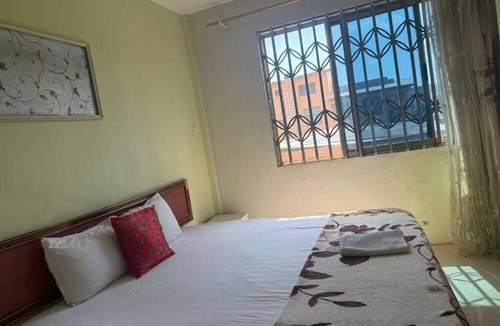 Osu Klottey Hotel | Huayun Primier Hotel