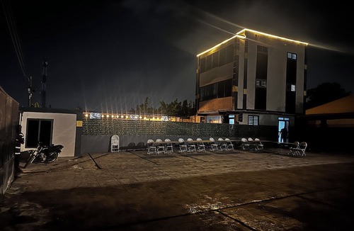 Pokuase Hotel | Northwold Hotel-Pokuase Interchange ACC