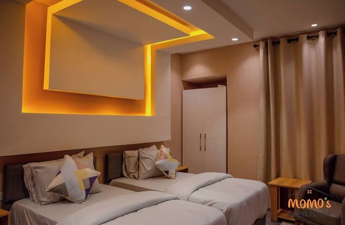 Kumasi Hotel | Momo's Hotel