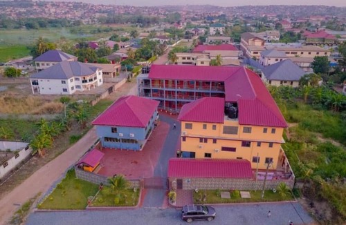 Amasaman Hotel | Milady Hotel