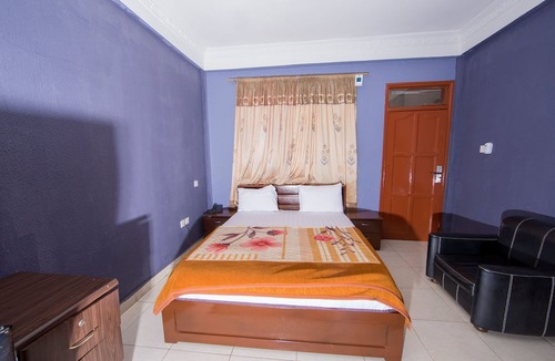 Teshie Hotel | Pemicsa Hotel