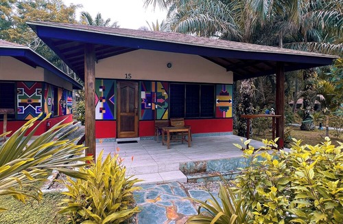 Ampenyi Hotel | Ko-Sa Beach Resort