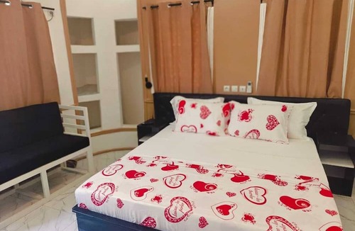 Lome Hotel | RHÔ Résidence Hôtelière Ôkèrè-Ôburu