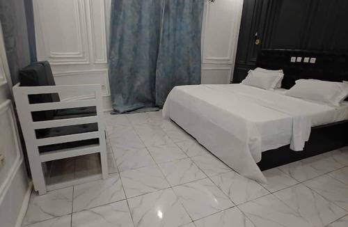 Lome Hotel | RHÔ Résidence Hôtelière Ôkèrè-Ôburu