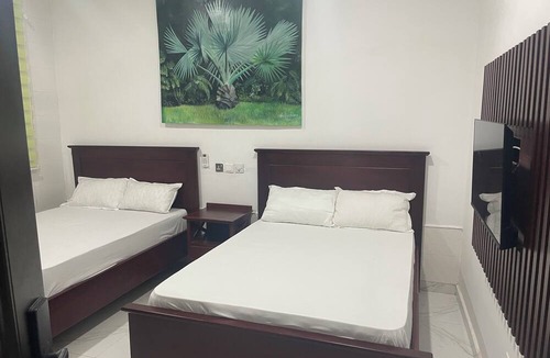Aburi Hotel | Da Palm inn