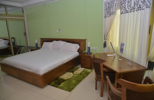 Lome Hotel | HOTEL LABASE 228