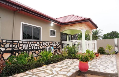 Tafi House | Madora Lodge