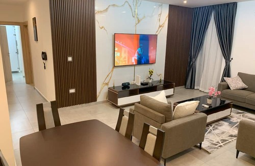Roman Ridge Apartment | Nova luxe 2 Bed Executive Stay