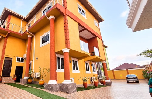 Kumasi Hotel | Lutz Ville Apartments