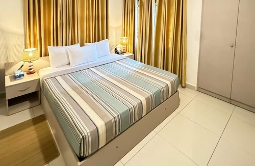 Accra Hotel | Barima Royal Hotel & Apartment