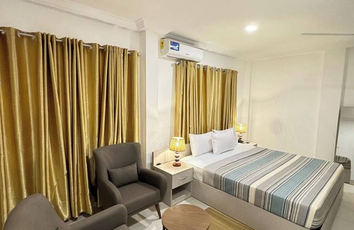 Accra Hotel | Barima Royal Hotel & Apartment