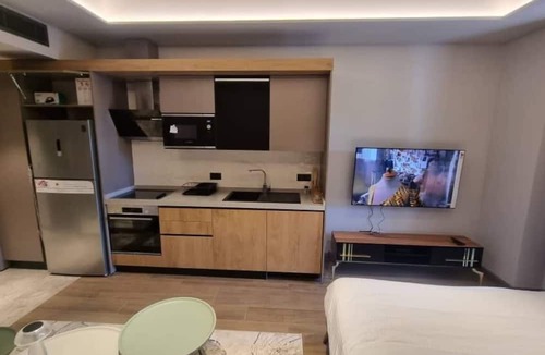 Cantonments Apartment | The Diamond inCity Luxury Suites by Cozy