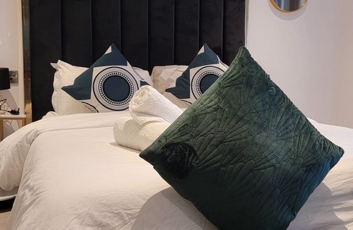 Accra Apartment | The Signature Cozy Luxury Apartments