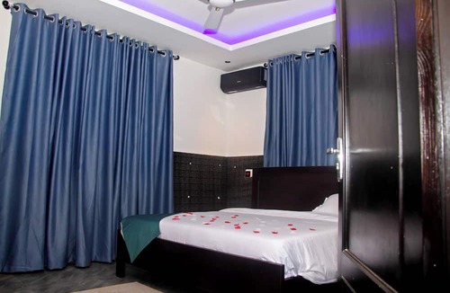 Accra Apartment | Royal Tulip Court
