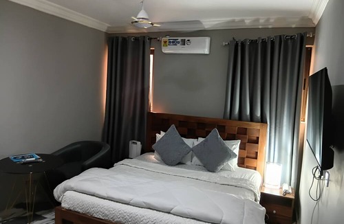 Prampram Hotel | FIRST HR HOTEL