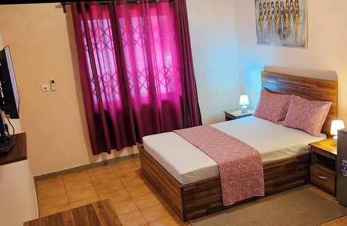 Ogbodjo Hotel | GSM Crown Inn Hotel