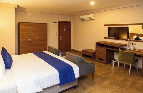 Teshie Hotel | Ah Hotel and Conferences