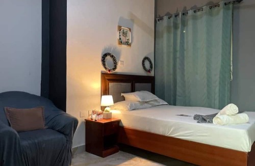 Kokrobite Hotel | Lloyds Beach Resort & Hotel