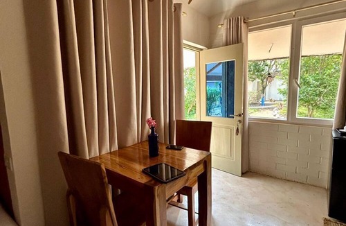 Cape Coast Hotel | Oasis Beach Resort