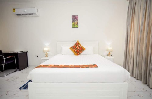 Jirapa Hotel | Royal Cosy Hills