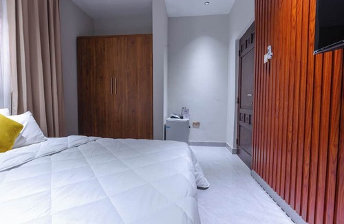 North Legon Hotel | Capital 11 Hotel
