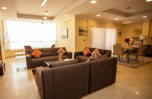 Kumasi Bed & Breakfast | Royal Golf Views