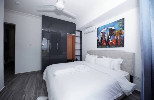 Tokuse Hotel | River Hills Hotel & Suites