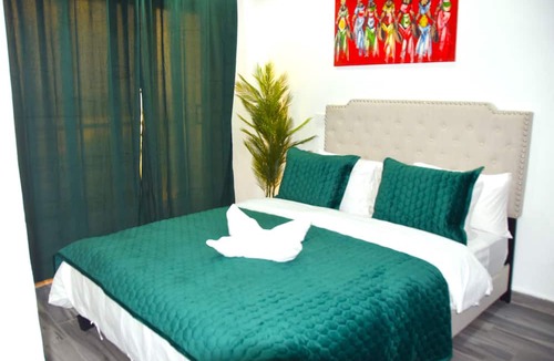 Tokuse Hotel | River Hills Hotel & Suites