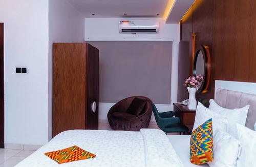 East Legon Hotel | Tchetche Hotel & Restaurant