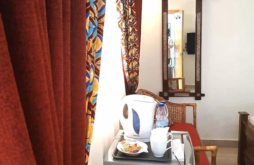 Kumasi House | Asantewaa Premier Hotel