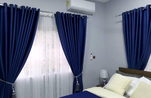 Adentan Apartment | Adenta-accra - 3 Beds - Sleeps 6 - Private Parking